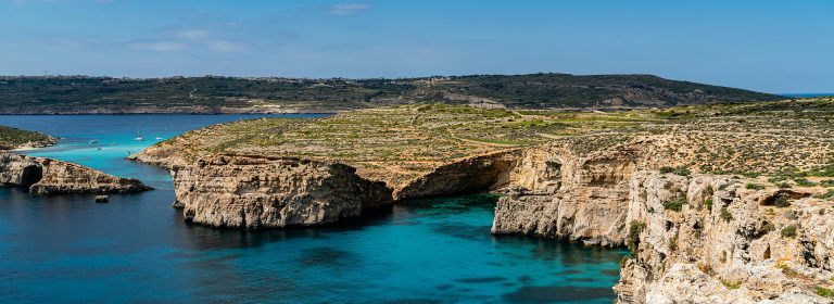 Chasing tides, catching vibes